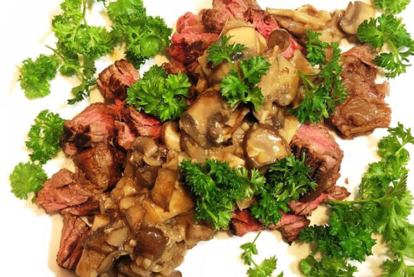 Sliced Beef with Mutton Mushroom Sauce